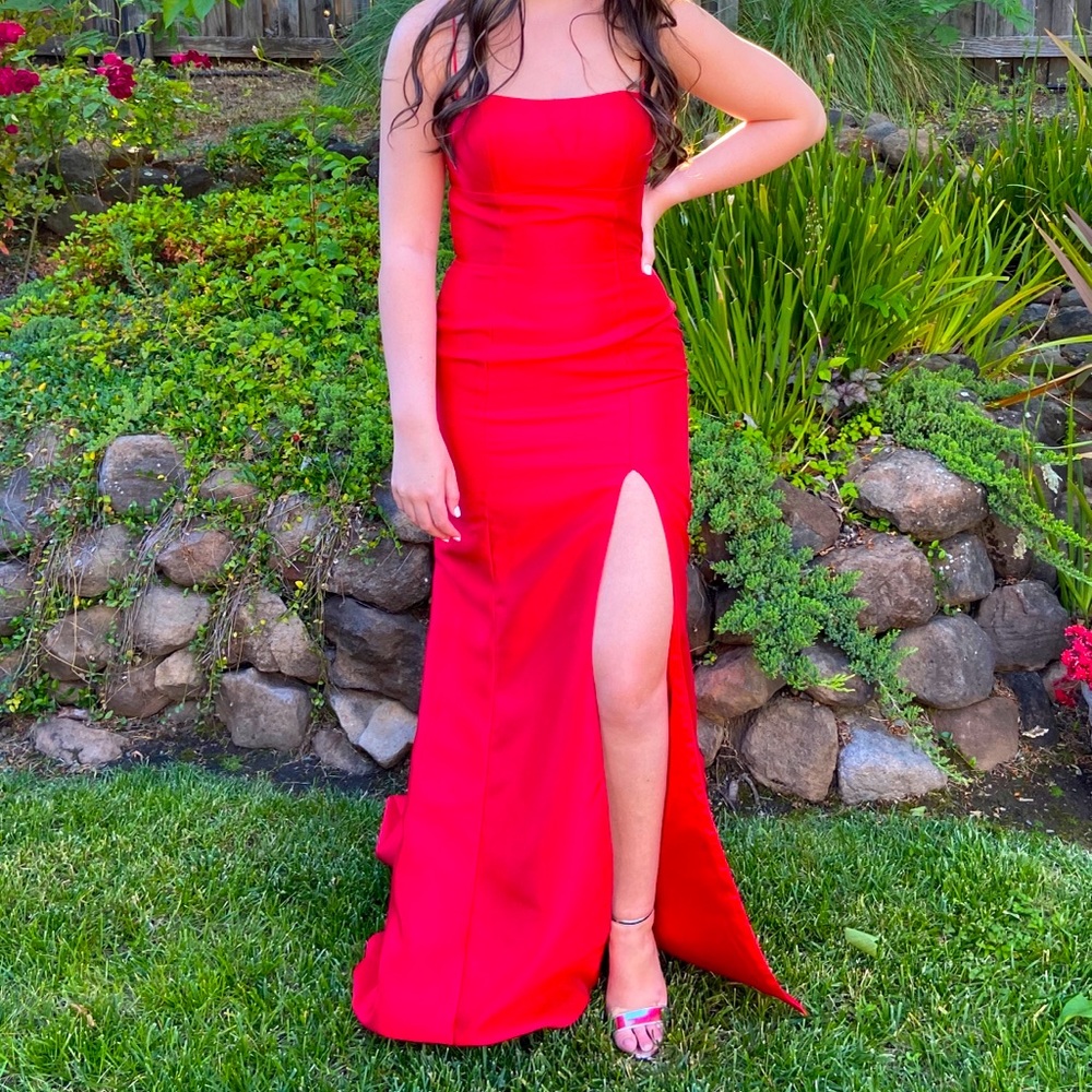 Sherri Hill prom dress